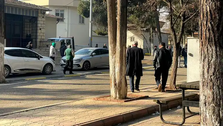 Gaziantep'te Traktör Kazası: Sürücü Hayatını Kaybetti